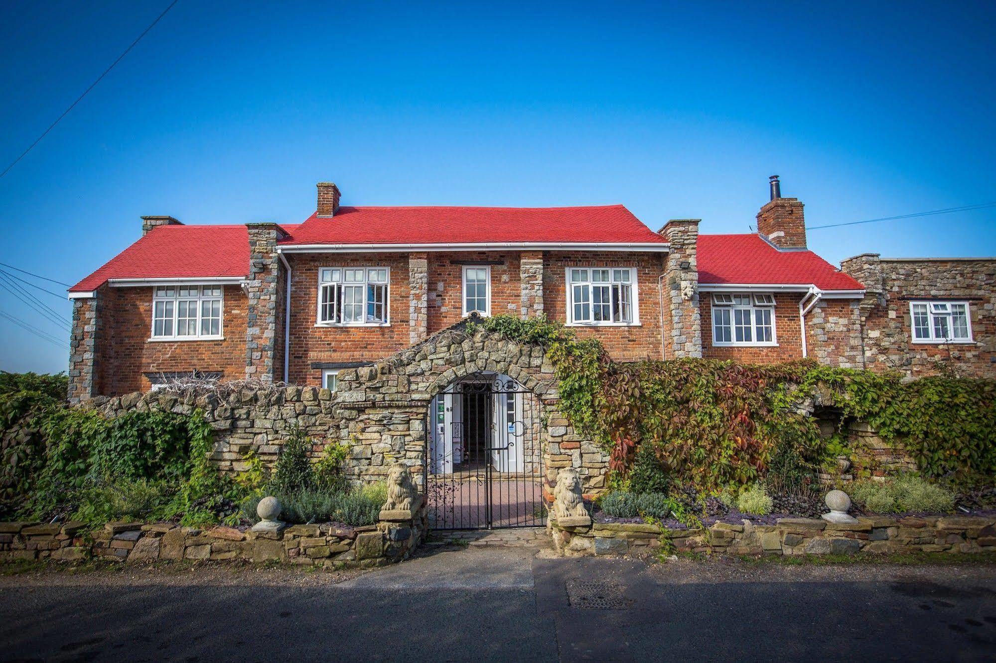 The Crescent Turner Hotel Whitstable Exterior photo